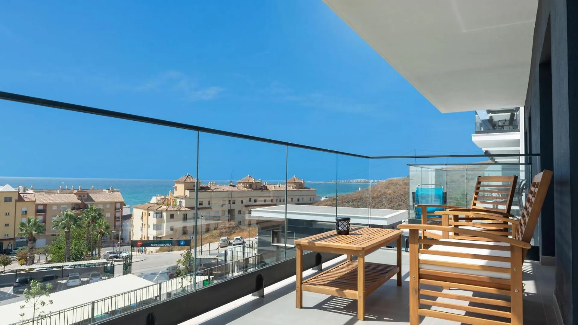 Contemporary One-Bedroom Apartment Algarrobo