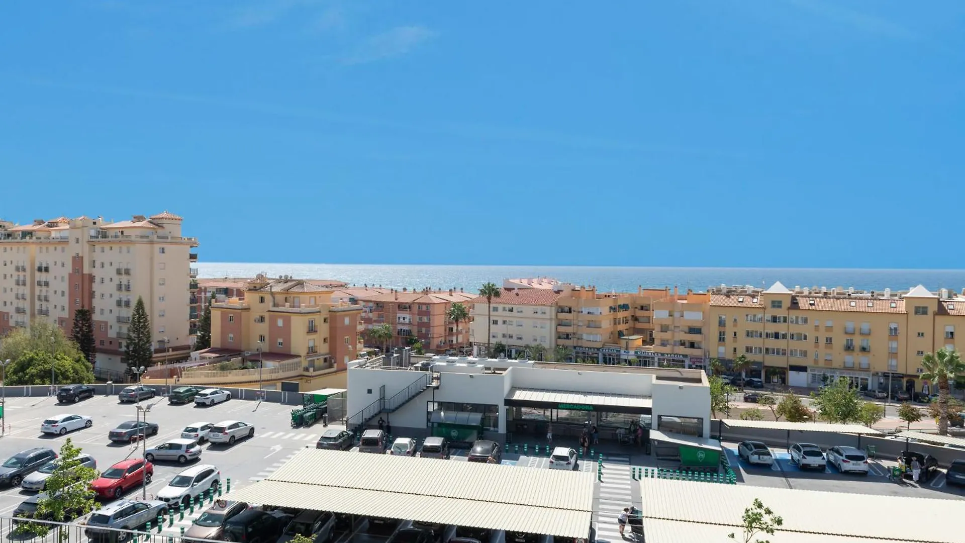 Contemporary One-Bedroom Apartment Algarrobo