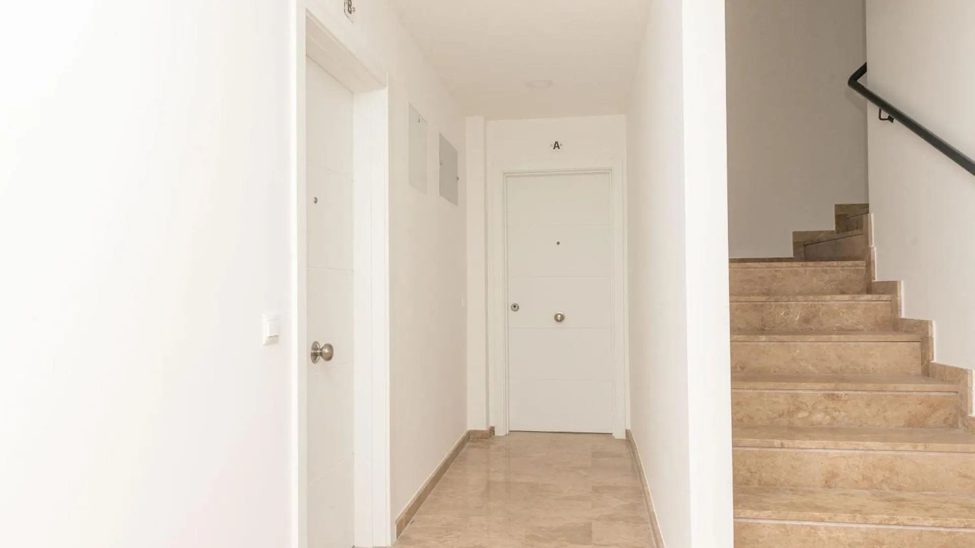 Contemporary One-Bedroom Apartment アルガロボ 0*,  スペイン